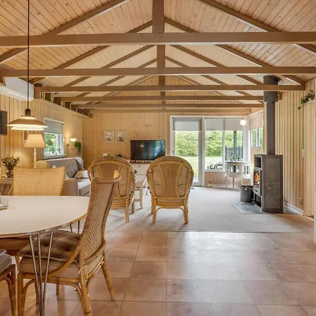 Casa de Férias Stunning In With Wifi Oksbøl